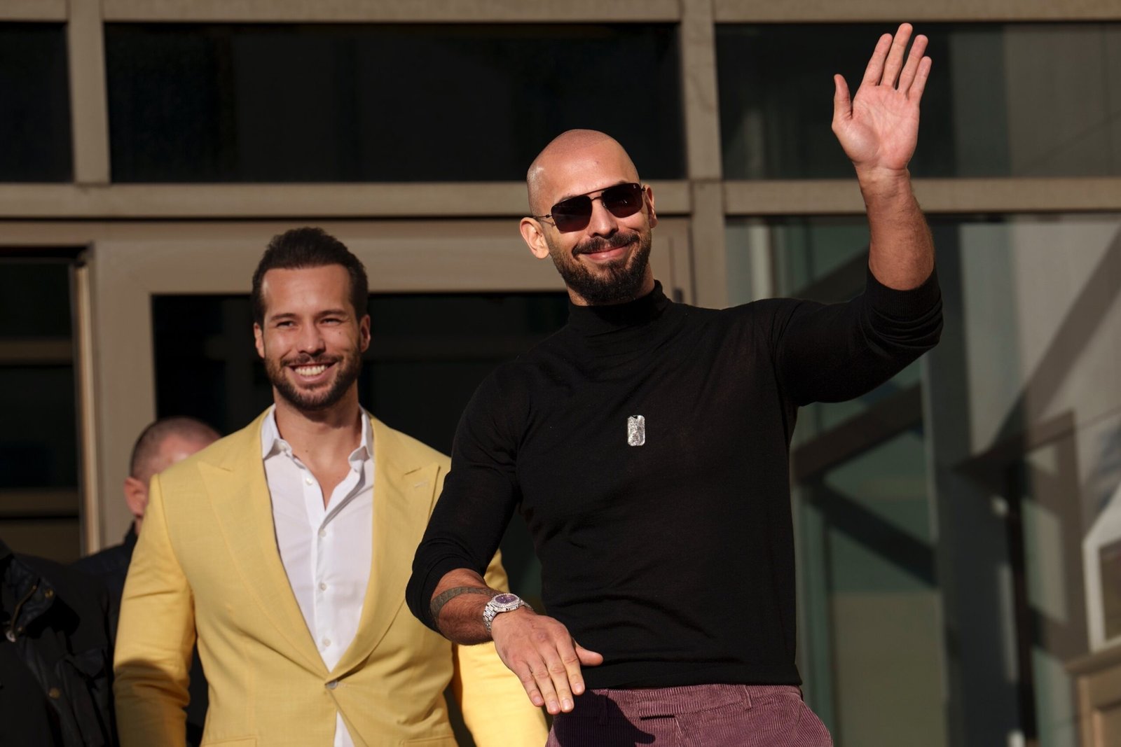 Andrew Tate and Brother Earth in Florida after the Romanian travel restrictions rose